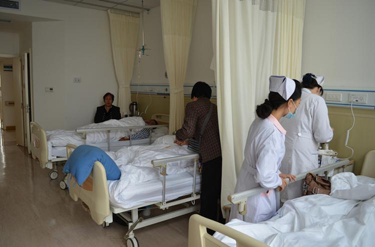 我院搬迁进入第三阶段,10月20日起,住院病人开始分批搬迁至新医院